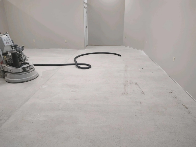 Comment préparer la surface du béton avant le polissage