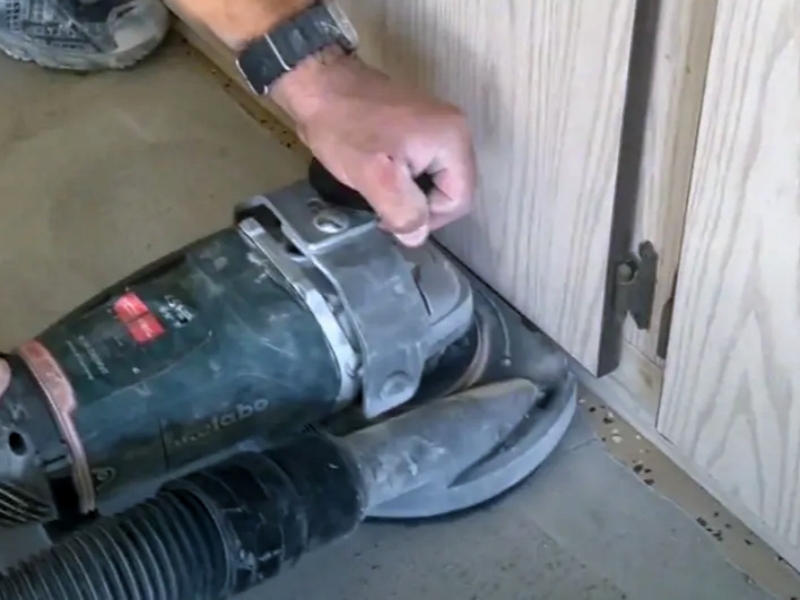 Maîtriser le travail de périmètre avec les meuleuses de bord