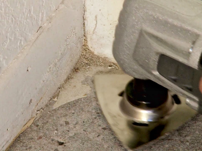 Comment meuler les bords et les coins du béton ?